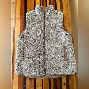 Women’s Reversible Vest